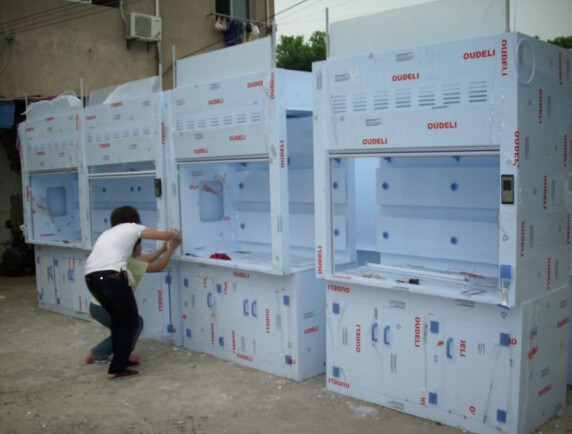 化工厂PP通风柜安装